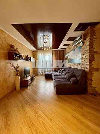 Оренда 4к квартири, вул.Драгоманова, 31, Нова Дарниця Киев