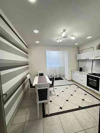 Здається в оренду 2 кімнатна квартира по вул. Коновальця, 129а Ивано-Франковск