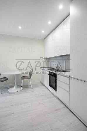 Здається в оренду затишна квартира 9 поверх Славутич Дарницький 42м2 Киев