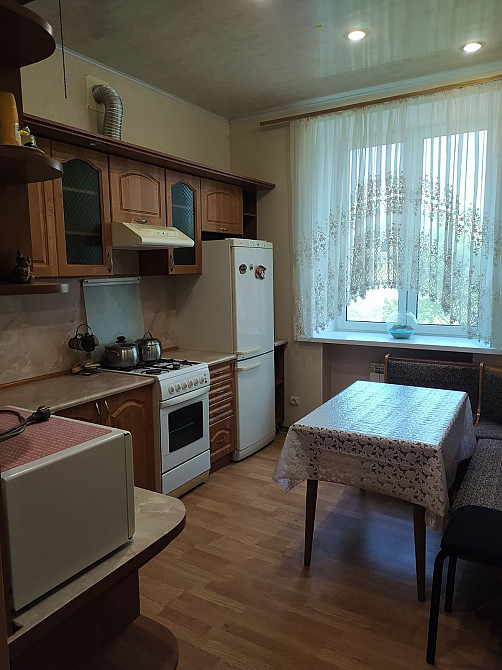 2-х в Центре р-н фонтана. Запоріжжя - зображення 1