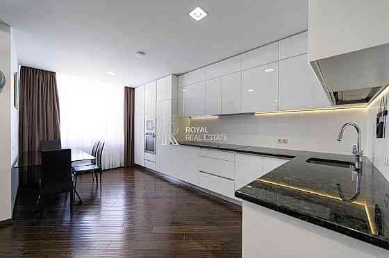 Аренда квартиры 3к 170 м2 Соломенский район Киев