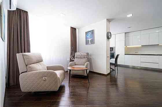 Аренда квартиры 3к 170 м2 Соломенский район Киев