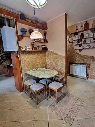 Оренда дворівневої 3-кімнатної квартири в центральній частині, в.Лісна Львів