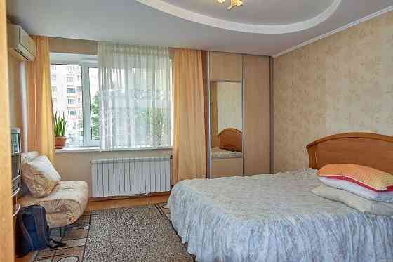 1к. ул. Антоновича 90 (Горького), м. Олимпийская-Дв-ц Украина Киев