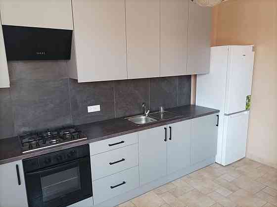 Здається двох кімнатна тихий центр. Мукачево