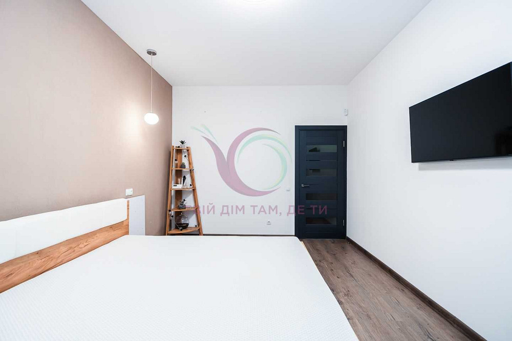 1-к Квартира з Терасою та сучасним ремонтом в районі Бам Ивано-Франковск - изображение 3