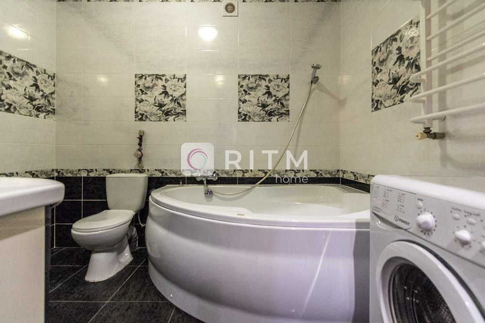 Комфортна 2-к квартира біля Епіцентру Ивано-Франковск - изображение 8