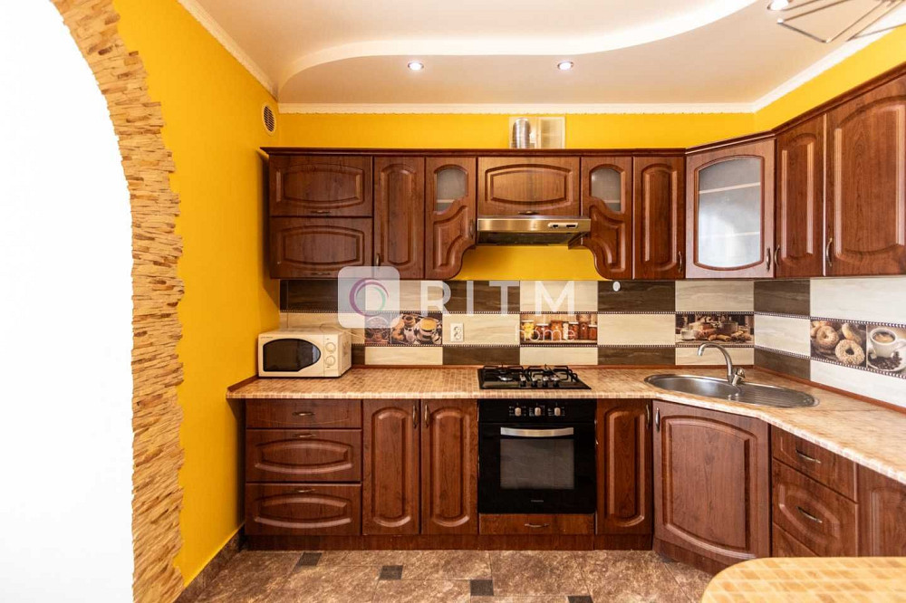 Комфортна 2-к квартира біля Епіцентру Ивано-Франковск - изображение 4