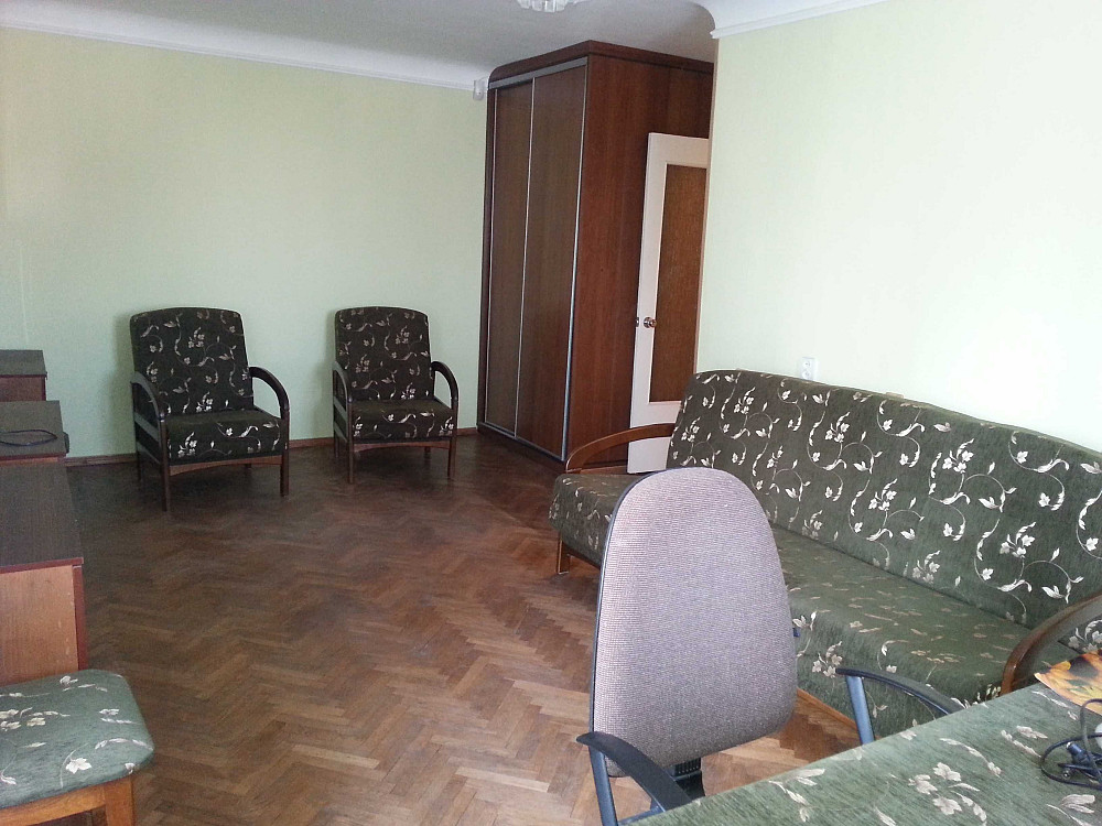 Оренда 2к квартири вул. Стадіонна, метро Вокзальна Киев - изображение 1