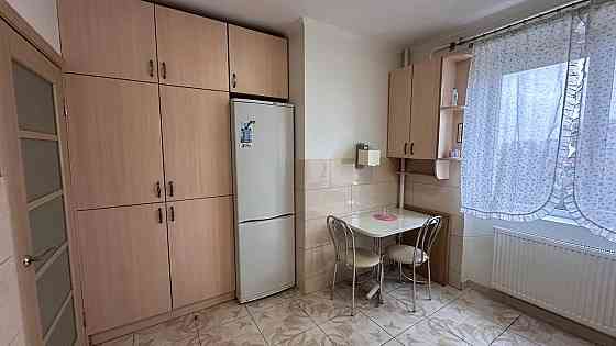 Продаж 1 км квартири з опцією 2 км поруч з центром Ивано-Франковск