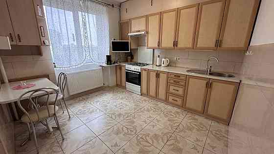 Продаж 1 км квартири з опцією 2 км поруч з центром Ивано-Франковск