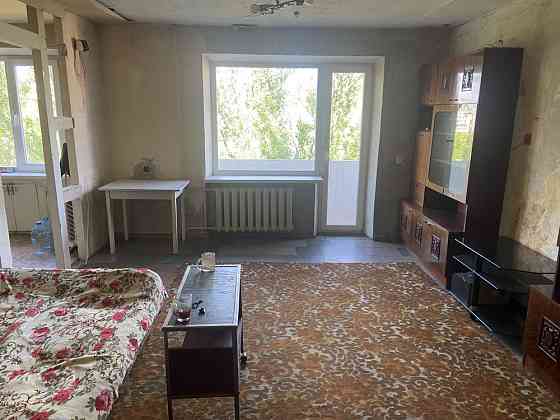 Подам трикімнатну квартиру на 7 Зарічному в будинку номер 16 Кривой Рог