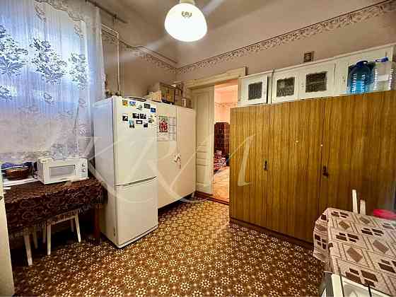 Продаж 2-кімнатної квартири вул. Куліша (пасаж Германів) Львів