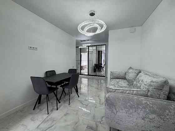 Продаж розкішної 1 кімнатної в ЖК Щасливий Ужгород