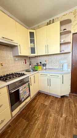 Терміновий продаж однокімнатної квартири з ремонтом. Кіпріанова 6 Київ