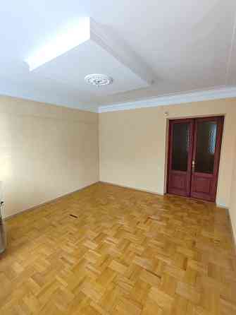 3 комн Центр  Сталинка Кам`янське (Запорізька обл.)