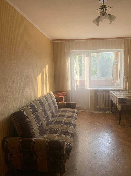 Продам 2-к.квартиру Харківське шосе метро Дарниця Харьковское шоссе Київ - зображення 2