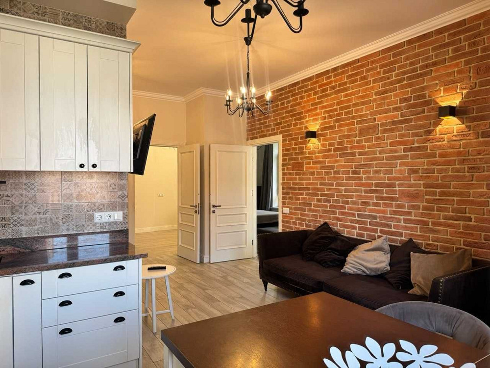 Оренда трикімнатної квартири, вул. Чорновола, 1000$ Львів - зображення 1