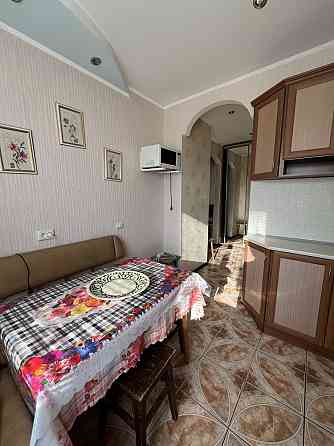 Аренда 2 ком кв по Рустави с мебелью и техникой Запоріжжя