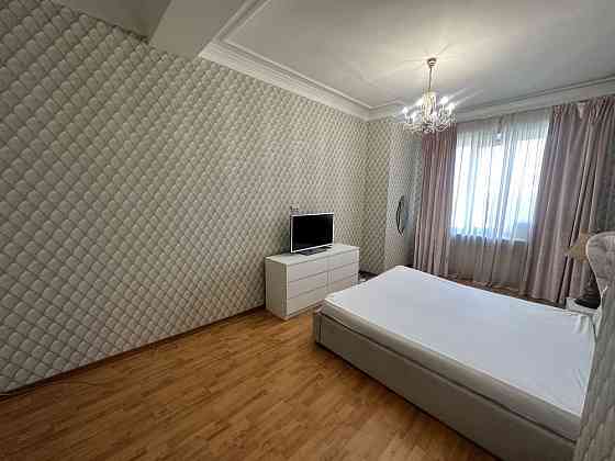 Сдам квартиру центр, метро 2 минуты Киев