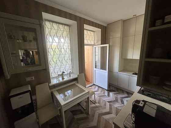 Сдам квартиру центр, метро 2 минуты Киев