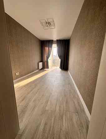 Продаж 4-х кімнатної квартири, центр міста,євроремонт.Можна сертифікат Чернигов