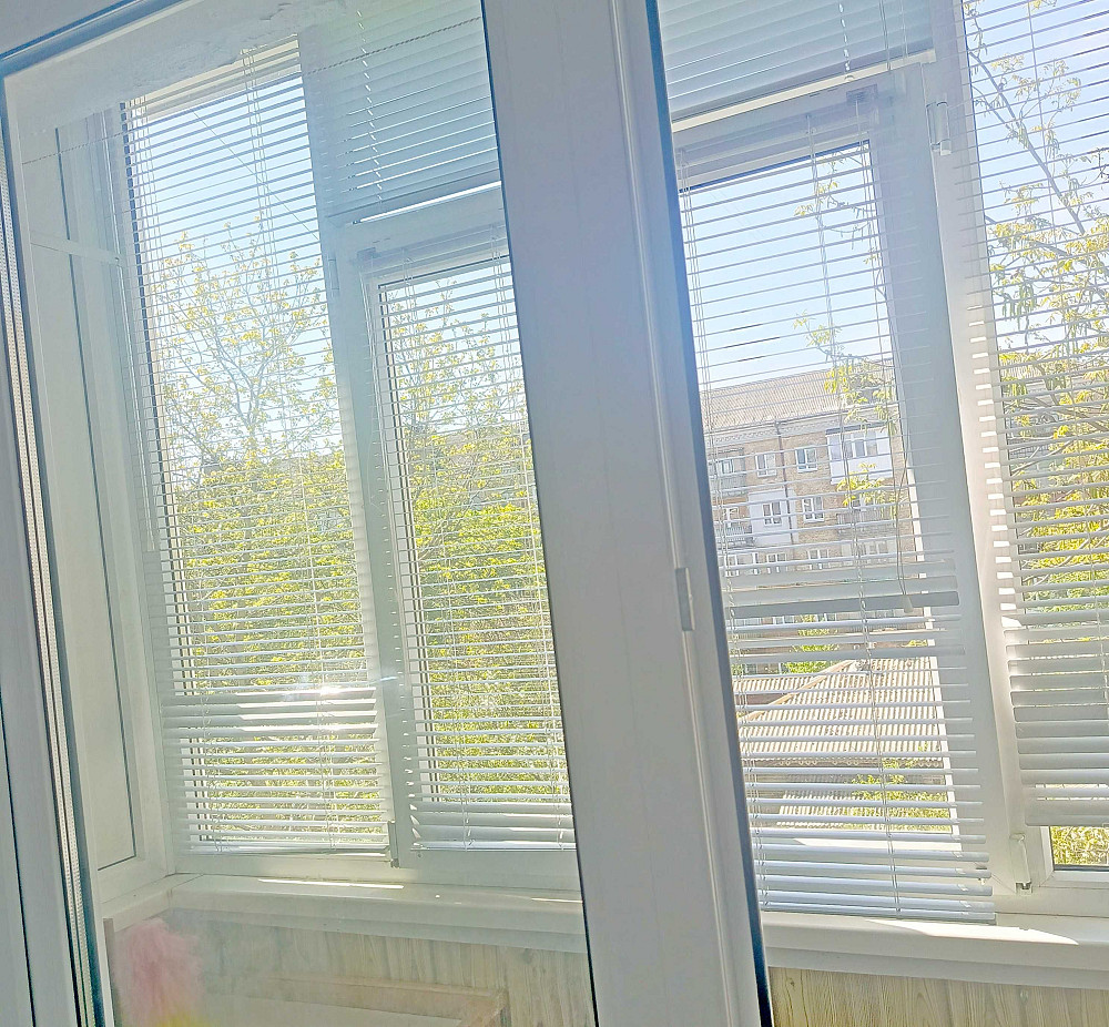 ПРОДАЮ 2-ком.Кв Кирпич.Дом. ЦЕНТР/Кр.Площадь. Изолир.Комн. Заходи-живи Чернігів - зображення 2