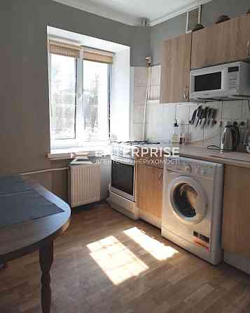 Продаж 1к квартири 29 кв. м   вул. Академика Доброхотова, 4 Київ