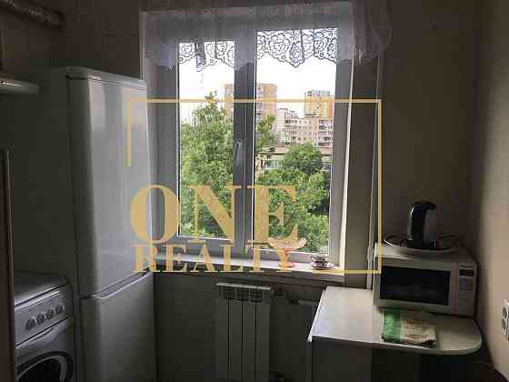 Продаж 2к квартири 49 кв. м Лівобережна, Євроремонт, Меблі та техніка Київ