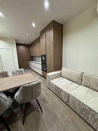 Продається 1,5 кімнатка квартира у закритому клубному будинку Ужгород