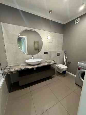 Продам квартиру без % власник !!!ЖК Метрополія , 2кімнатна. Камʼянська Киев