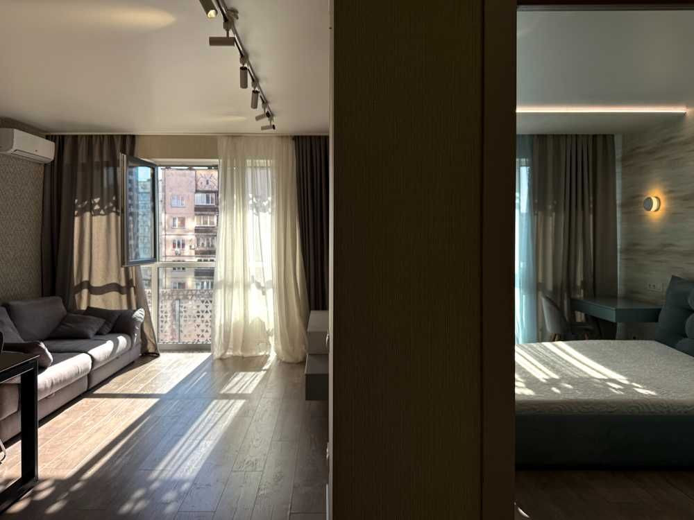 Оренда Дизайнерської 1-к. квартири 50 м2, ЖК Квартет; м. Вокзальна. Киев - изображение 3