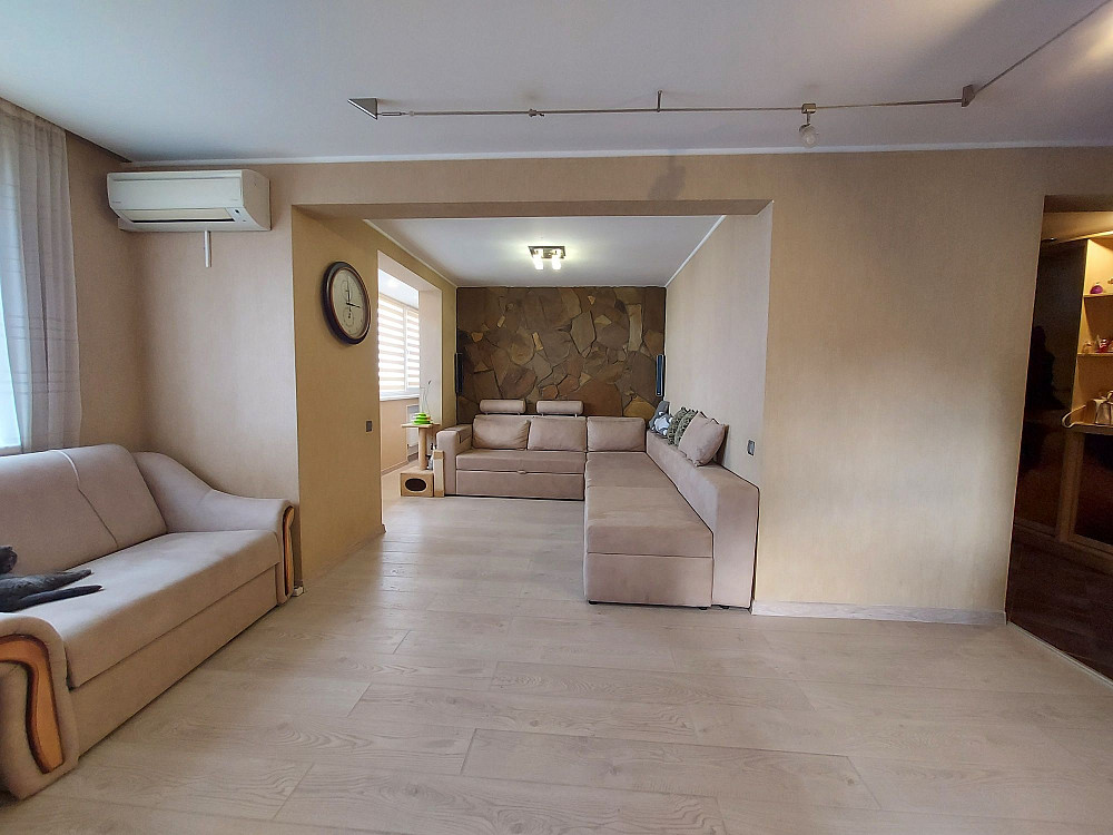 Оренда 5 кімнатної квартири на Митниці Черкассы - изображение 1