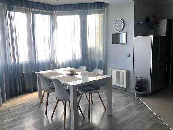 Оренда 2-к від власника. Біля метро, вул.Краківська  15/17 Киев