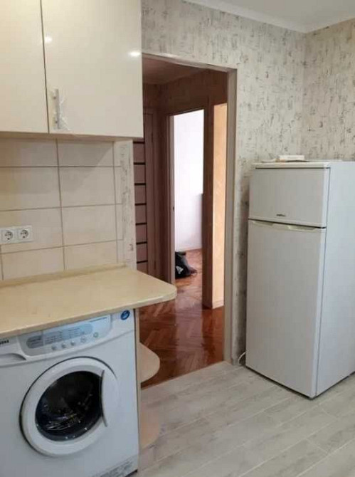 Продам 2 кімн. квартиру на 2 поверсі з ремонтом на "Літаку" цегла Черкаси - зображення 2