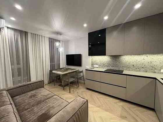 Затишна 3 кім квартира з ремонтом в ЖК Svitlo Park Печерськ Киев