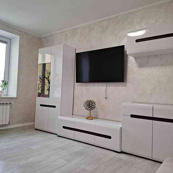 Двокімнатна квартира з ремонтом та меблями в ЖК "Медова Будова". Трускавец