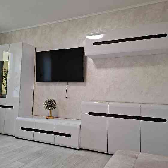 Двокімнатна квартира з ремонтом та меблями в ЖК "Медова Будова". Трускавец