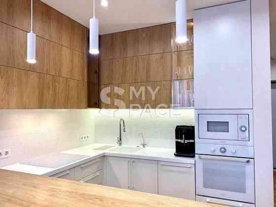 Продаж 3-к квартири ЖК Славутич Київ