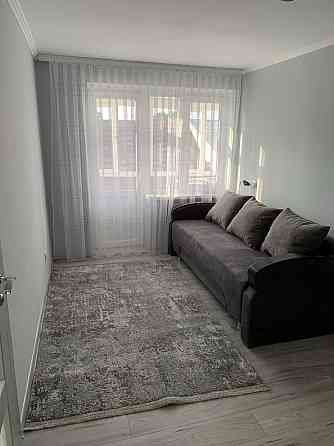 Здається квартира двушка проспект головна . Свіжий ремонт. 400 доларів Черновцы