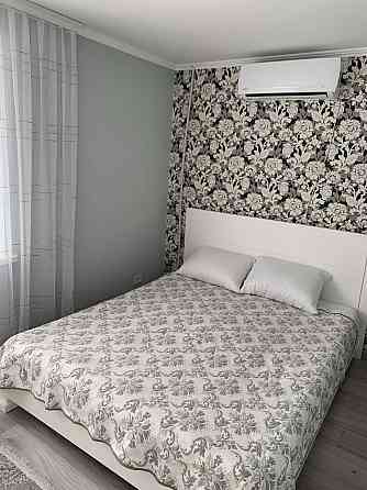 Здається квартира двушка проспект головна . Свіжий ремонт. 400 доларів Черновцы