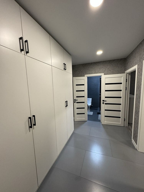 Велика 2-к квартира в Центральному парку! Всім укомплектована! Ирпень - изображение 2