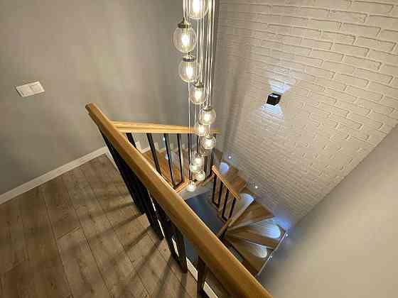 Оренда двохрівневої віп  квартири по вул. Малоголосківська Львів