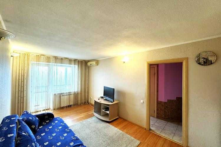 Оренда 3 кімнатної квартири,вул.Карела Чапека 19 Киев - изображение 1