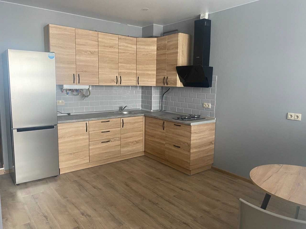 Метро 3 хвилини! Студіо з євро  в  ЖК,,Рів'єра" вул, Центральна 19 Киев - изображение 1