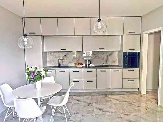 Оренда квартири ЖК Сирецькі Сади - спальня+кухня-вітальня, 2 поверх Киев