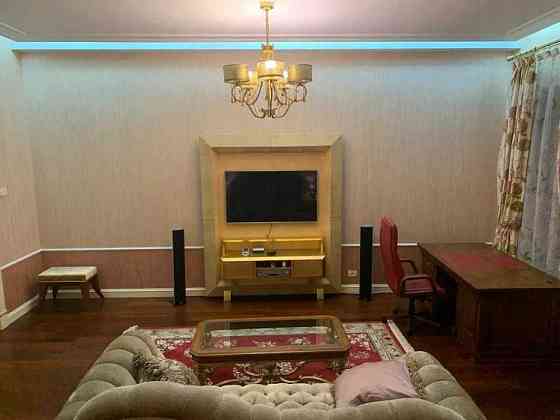 ул. Городецького Архітектора, буд. 12. Киев