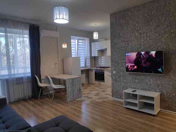 Продам 1к. кв. М. Дворец спорта. Харьков