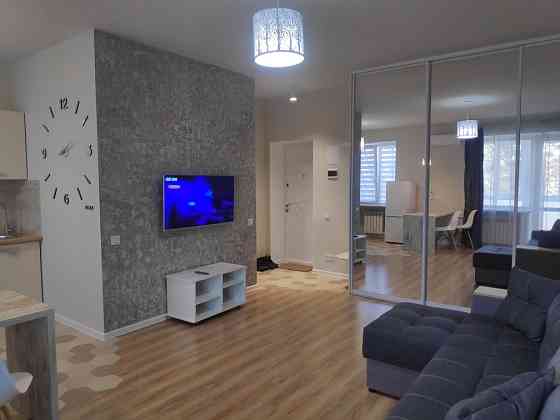 Продам 1к. кв. М. Дворец спорта. Харьков