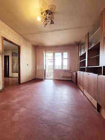 Продам простору з великим холом 3к квартиру на ідеальному поверсі БЕЗ% Київ